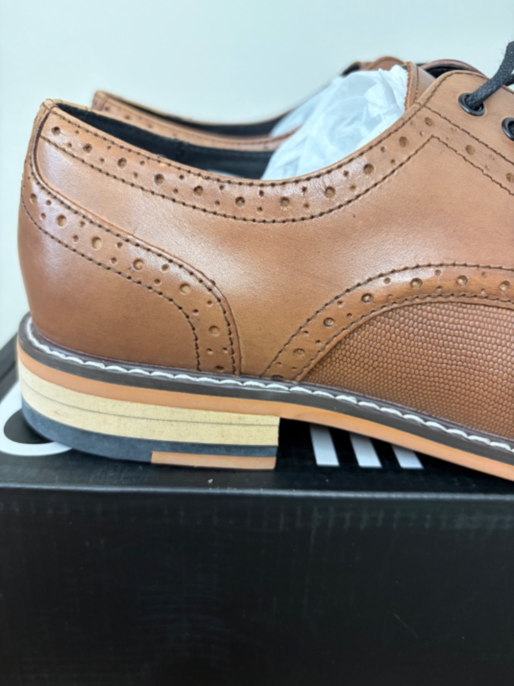 NIB Bar III Men’s Cognac Tan Leather Brogue Cap Toe Oxfords Dress Shoes. 10 M - Picture 5 of 7